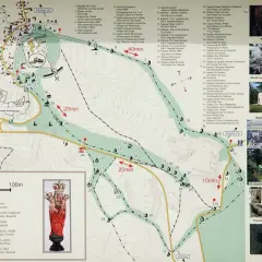 Mapa Góry Św. Anny z zaznaczonymi kapliczkami, kościołami i szlakami.