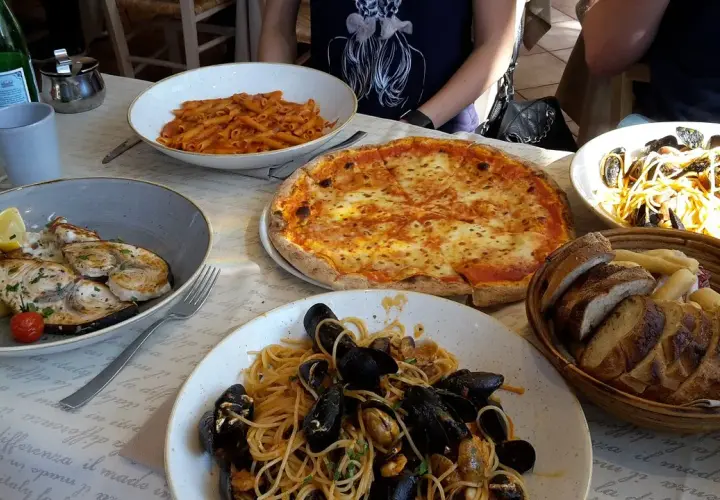 Gdzie zjeść w Lido di Jesolo? Najlepsze restauracje, które musisz spróbować
