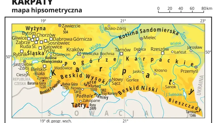 Mapa hipsometryczna Karpat z zaznaczonymi pasmami górskimi, miastami i rzekami.