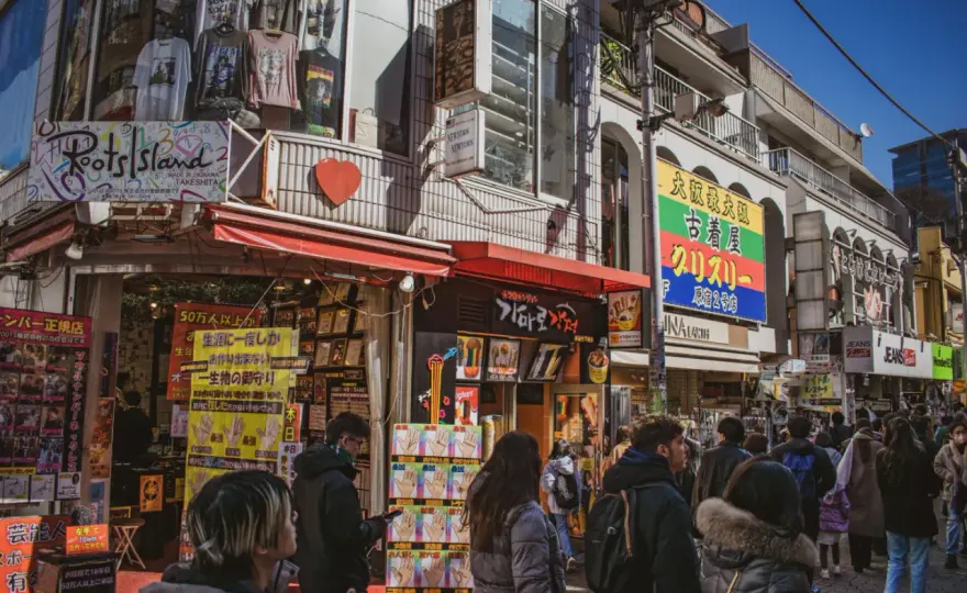 Takeshita Street Harajuku - Przewodnik po sercu Tokio
