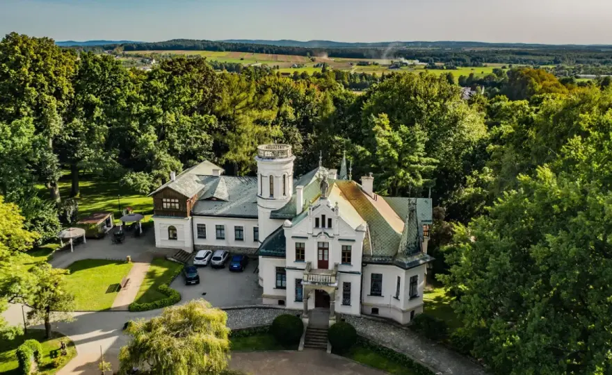 Oblęgorek - Pałacyk Sienkiewicza i okolice. Jak zwiedzać?