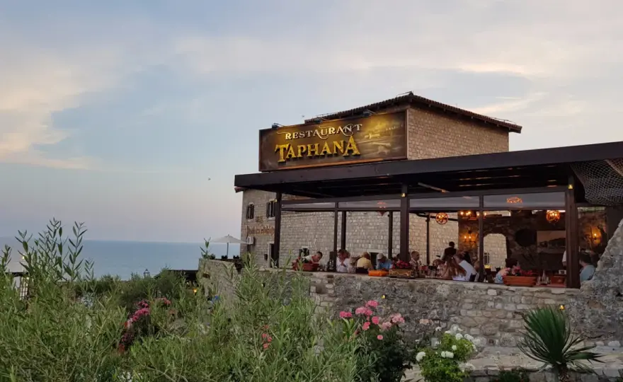Ulcinj gdzie zjeść - odkryj najlepsze restauracje i smaki tego regionu