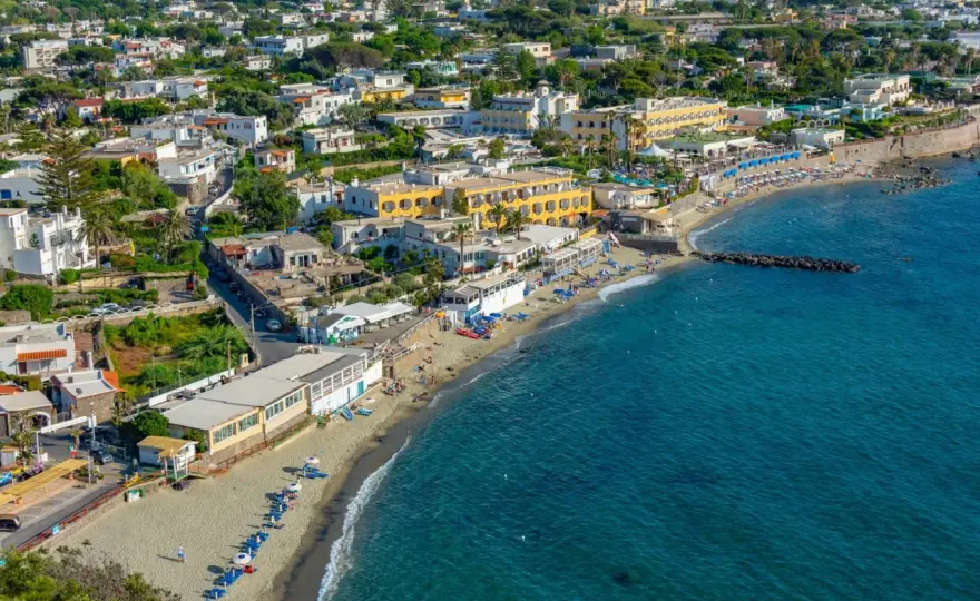 Plaże Bari - Które wybrać? Praktyczny przewodnik