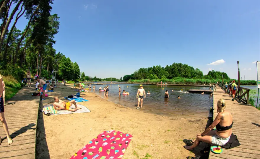 Jezioro Kozienickie - kąpielisko, plaża i atrakcje