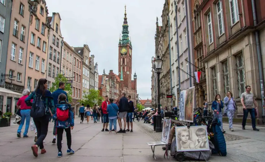 Ulica Długa w Gdańsku - Co warto zobaczyć i jak zwiedzać?