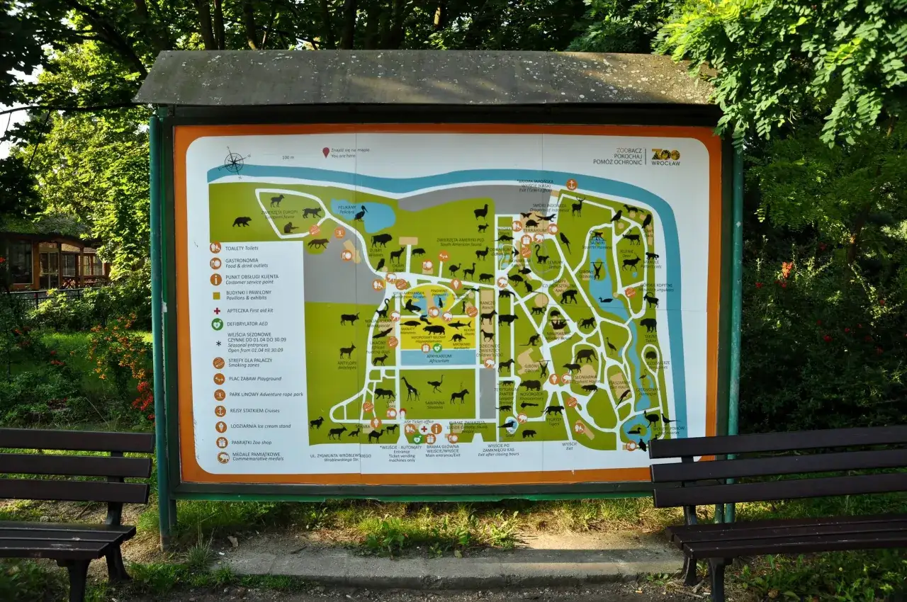 Mapa największego zoo w Polsce. Zobacz, gdzie znajdują się zwierzęta, toalety i gastronomia.